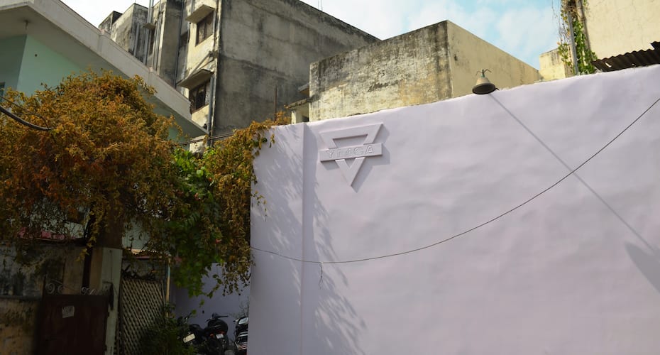Radiant YMCA Tourist Hostel, Varanasi 1